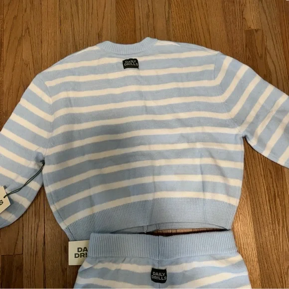 Daily Drills Knit Set - Picture 3 of 5